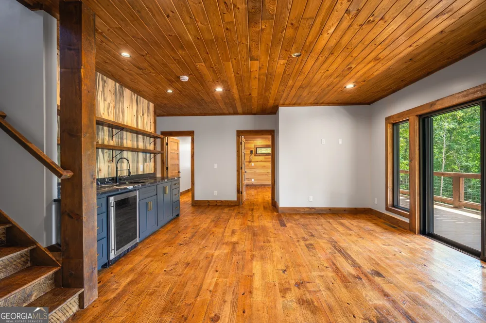 42 Waterstone WAY Mineral Bluff, GA 30559