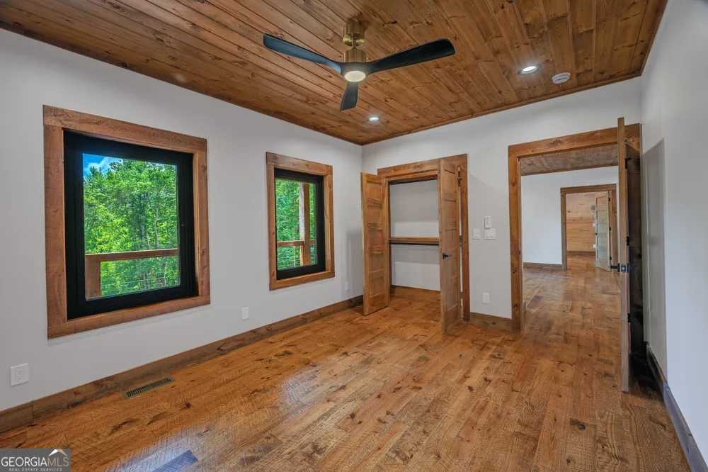 42 Waterstone WAY Mineral Bluff, GA 30559