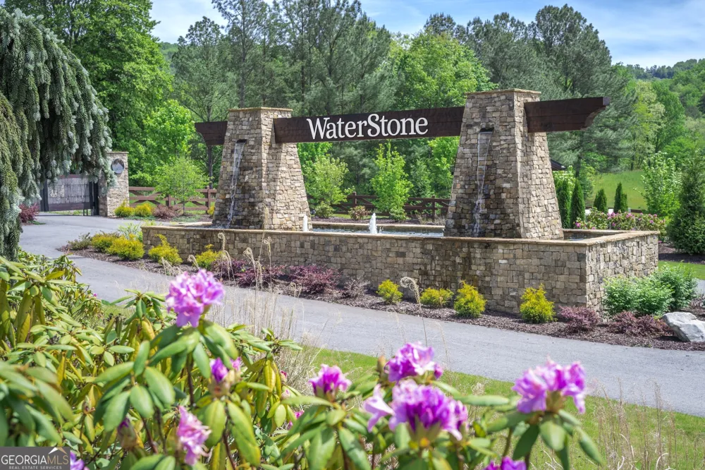 42 Waterstone WAY Mineral Bluff, GA 30559