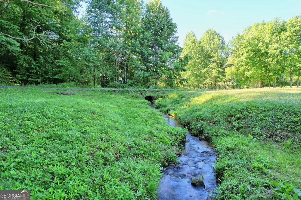 1068 Coleman River RD Clayton, GA 30525