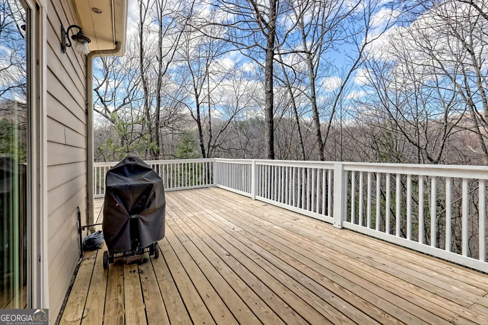 1068 Coleman River RD Clayton, GA 30525