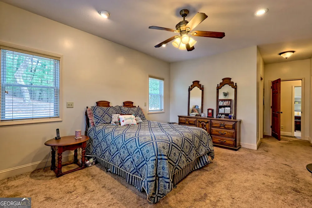 1068 Coleman River RD Clayton, GA 30525