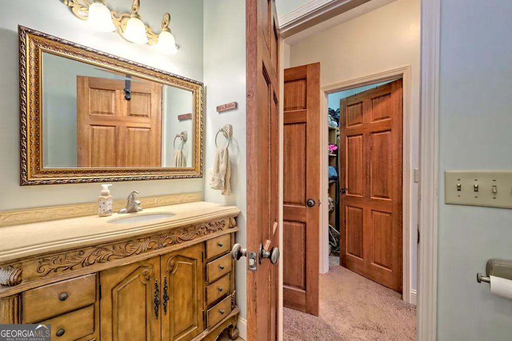 1068 Coleman River RD Clayton, GA 30525