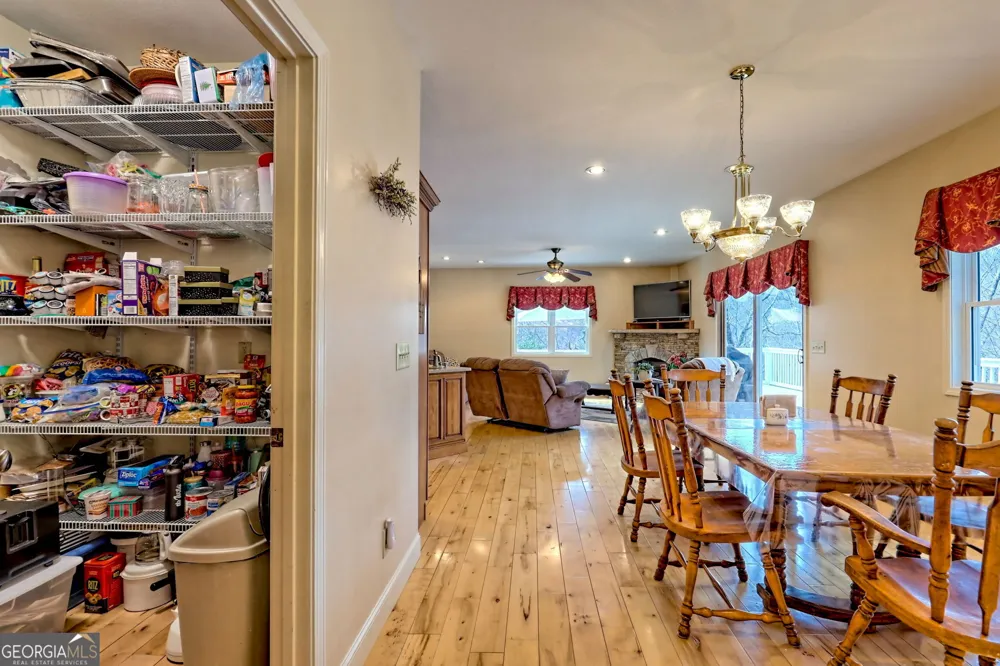 1068 Coleman River RD Clayton, GA 30525