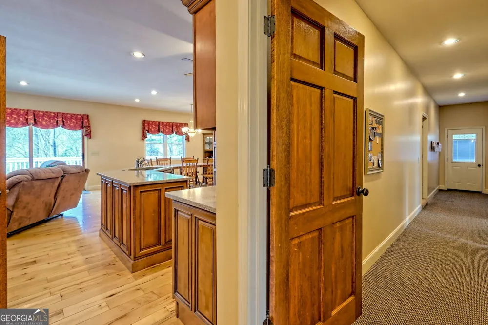 1068 Coleman River RD Clayton, GA 30525