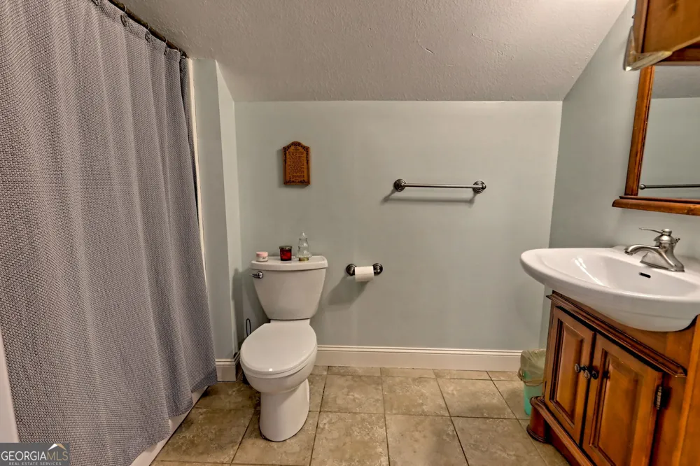 1068 Coleman River RD Clayton, GA 30525