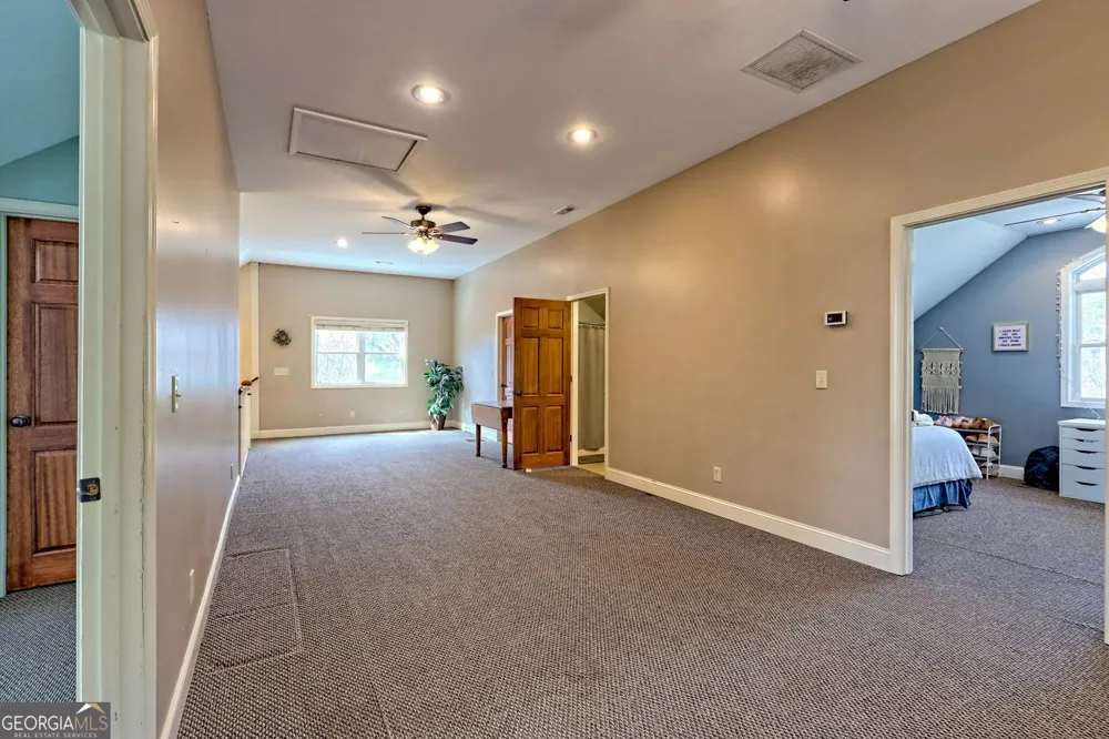 1068 Coleman River RD Clayton, GA 30525