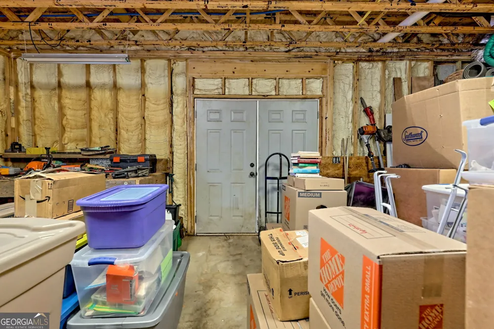 1068 Coleman River RD Clayton, GA 30525