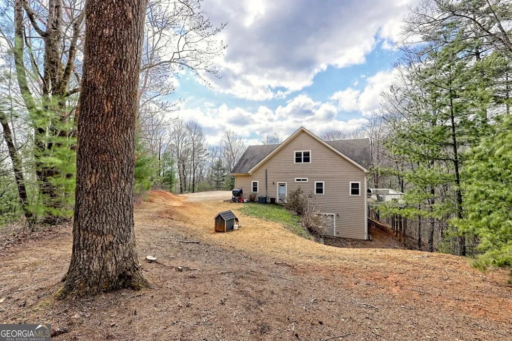 1068 Coleman River RD Clayton, GA 30525