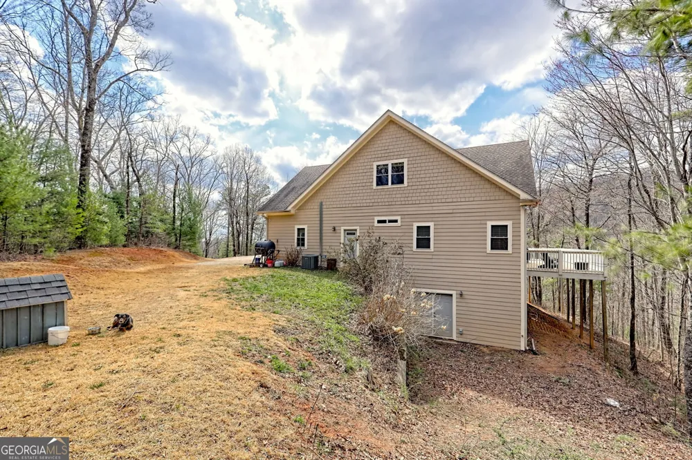 1068 Coleman River RD Clayton, GA 30525