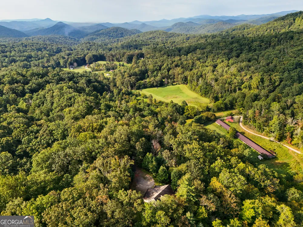 1068 Coleman River RD Clayton, GA 30525
