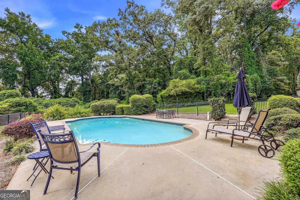 3421 Chestatee RD Gainesville, GA 30506