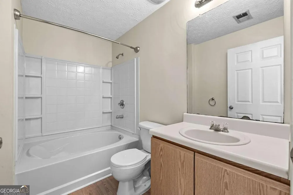 1202 Fairington Village DR Lithonia, GA 30038