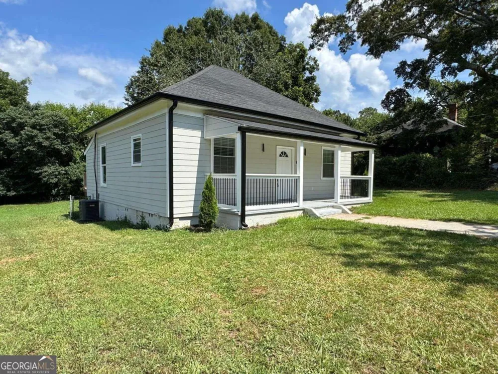 69 Fourth ST Griffin, GA 30223