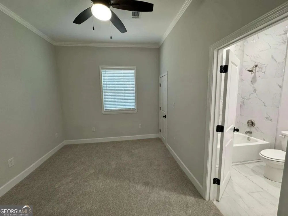 69 Fourth ST Griffin, GA 30223
