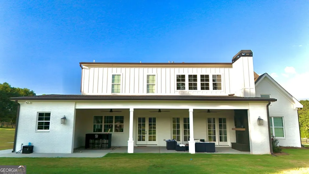 1526 Clover LN Bishop, GA 30621