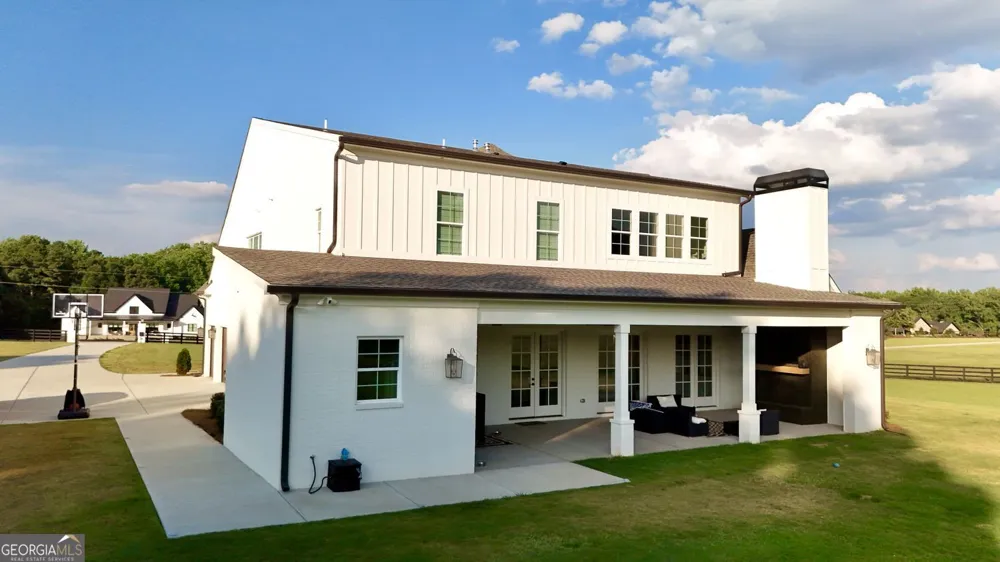 1526 Clover LN Bishop, GA 30621