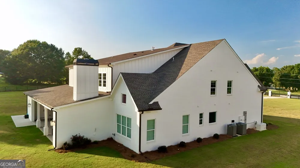 1526 Clover LN Bishop, GA 30621