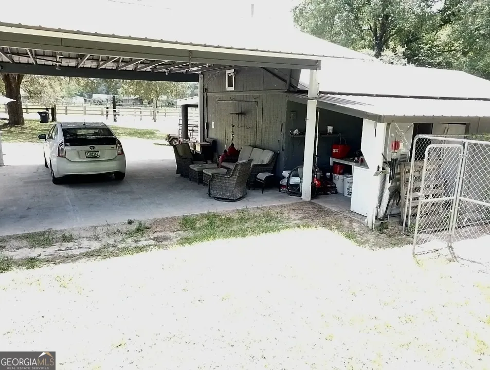 379 Bob Thrift RD St. George, GA 31562