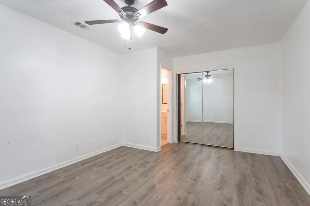 1585 Springleaf PT SE Smyrna, GA 30080