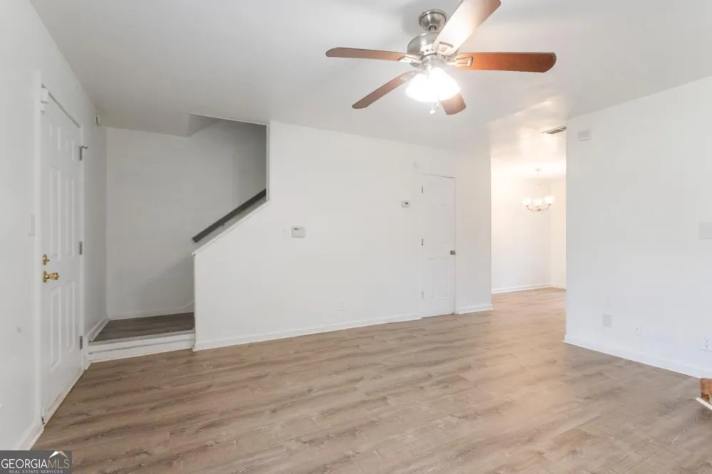 1585 Springleaf PT SE Smyrna, GA 30080