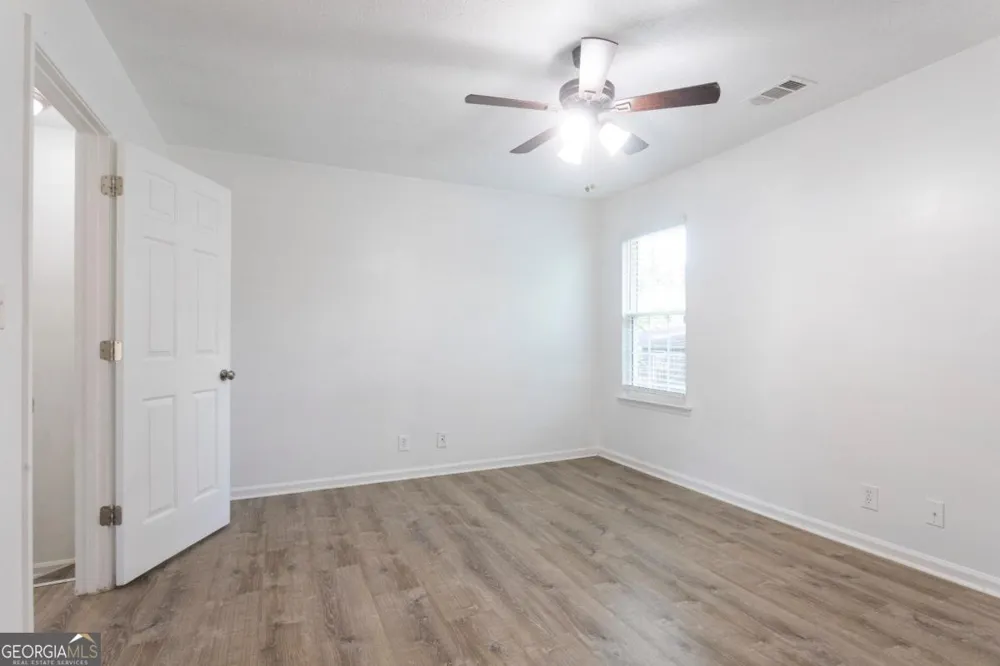 1585 Springleaf PT SE Smyrna, GA 30080