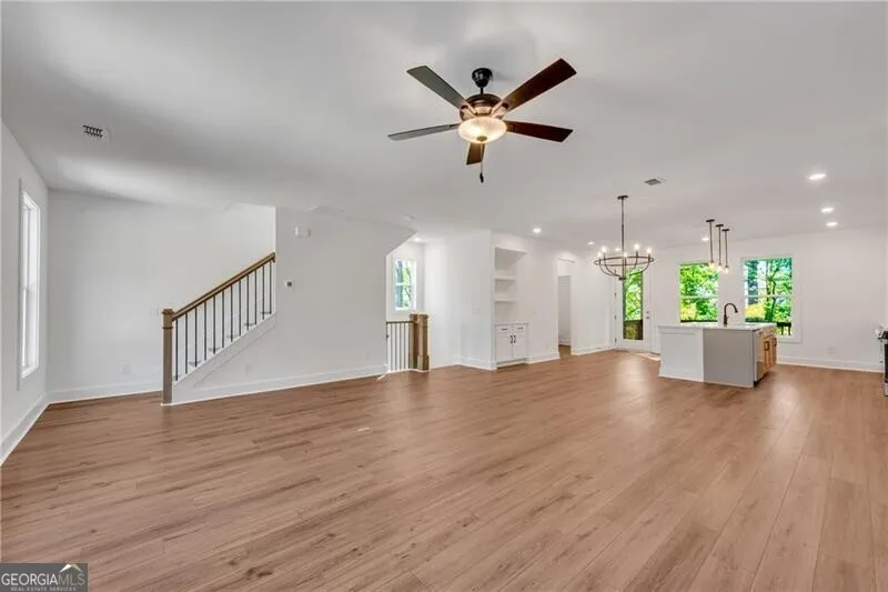 287 Bell Grove LN Suwanee, GA 30024