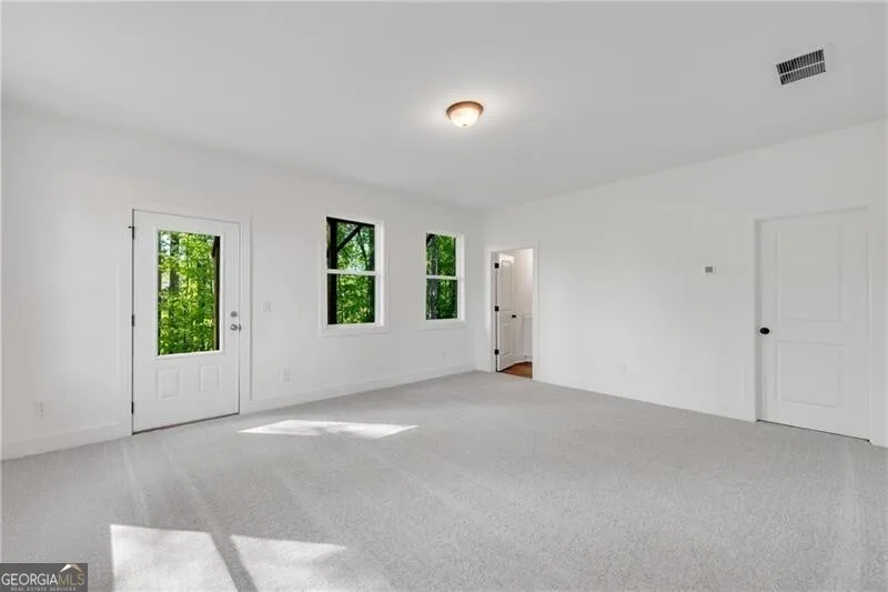 287 Bell Grove LN Suwanee, GA 30024