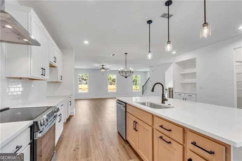 287 Bell Grove LN Suwanee, GA 30024