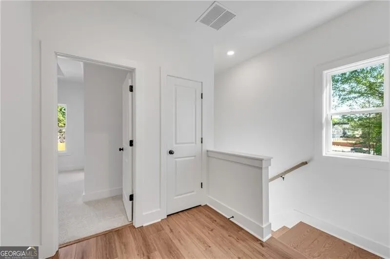 287 Bell Grove LN Suwanee, GA 30024