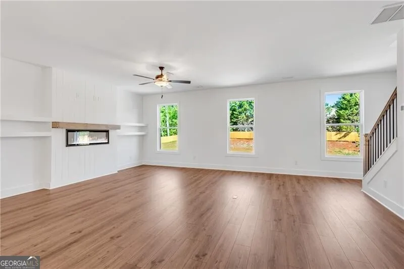 287 Bell Grove LN Suwanee, GA 30024
