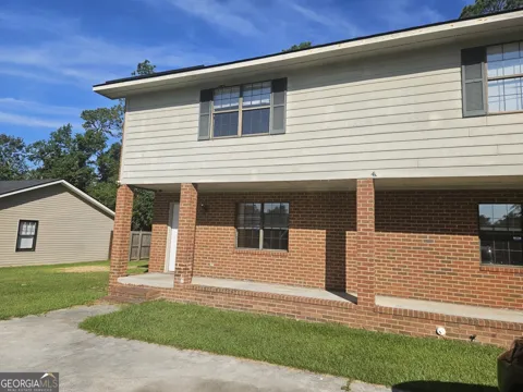 818 Robin Hood TRL