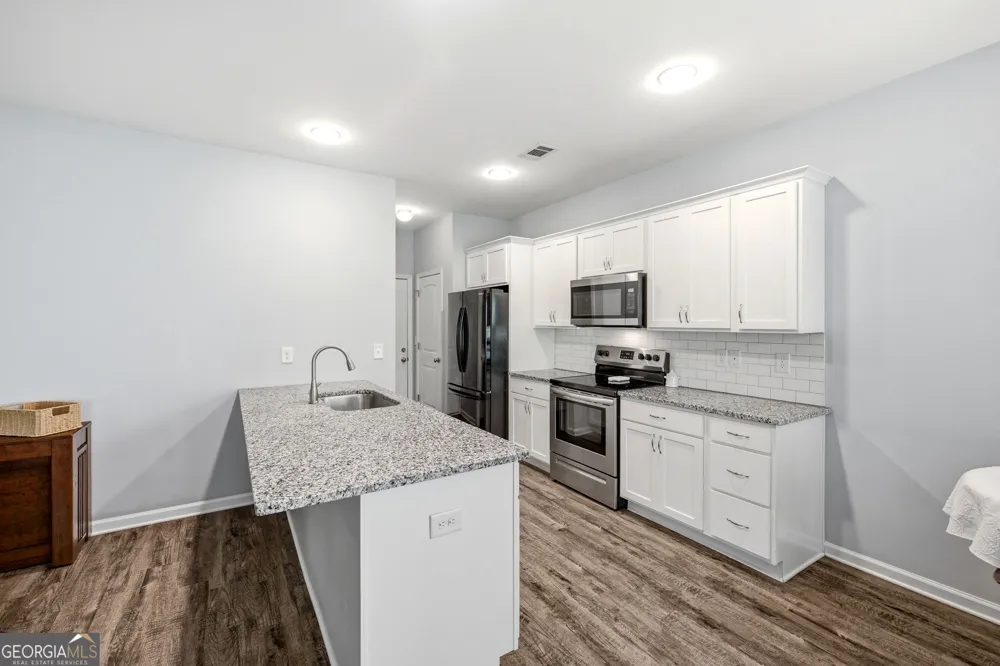 6353 Woodland Station DR Lula, GA 30554