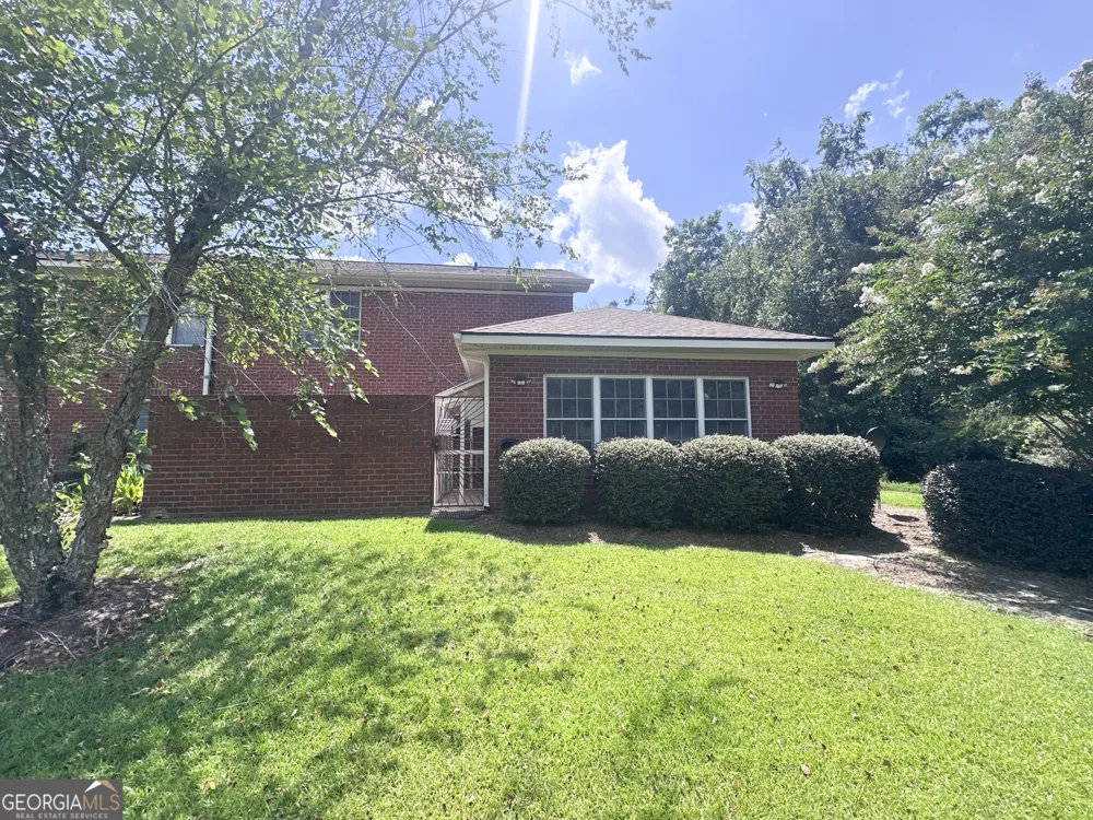 1910 Loop RD Vidalia, GA 30474