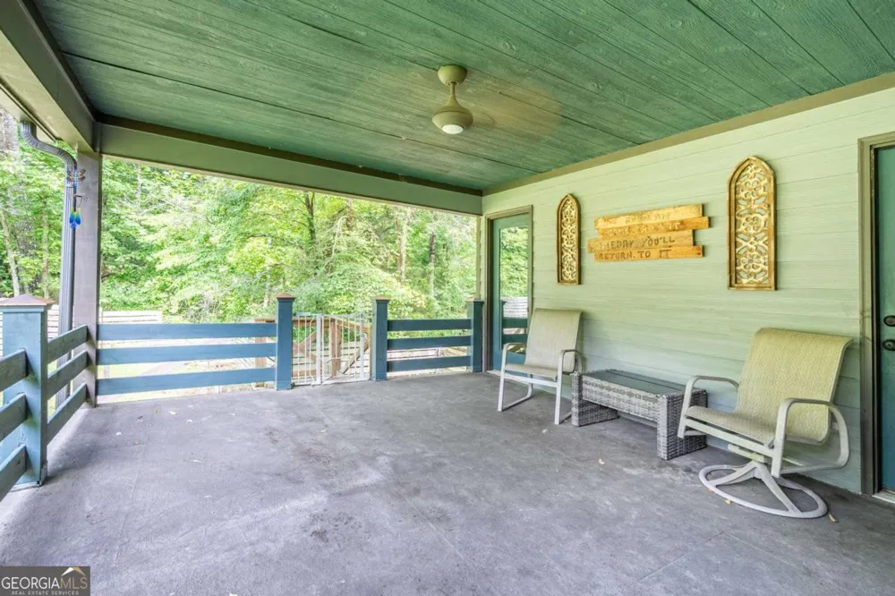 400 Race Horse DR Summerville, GA 30747