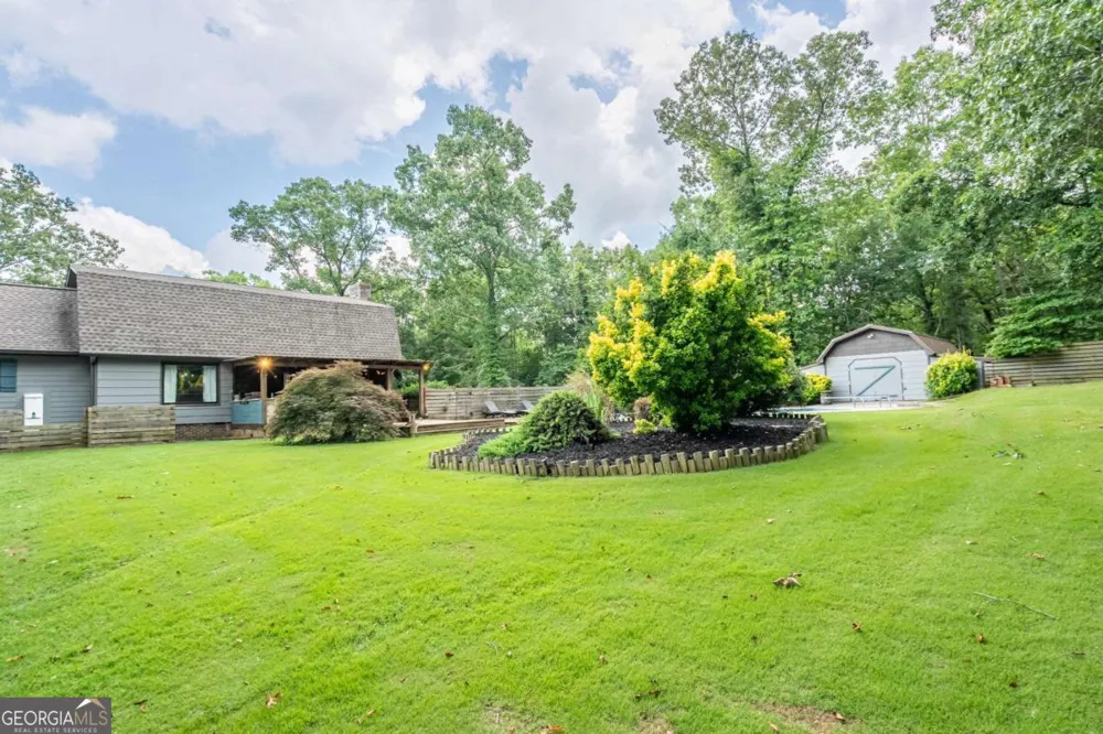 400 Race Horse DR Summerville, GA 30747