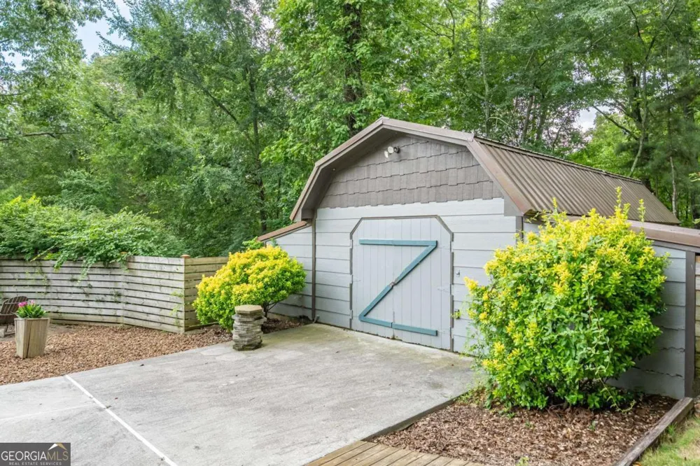 400 Race Horse DR Summerville, GA 30747