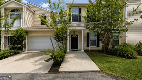 2502 B Jerry Jones DR