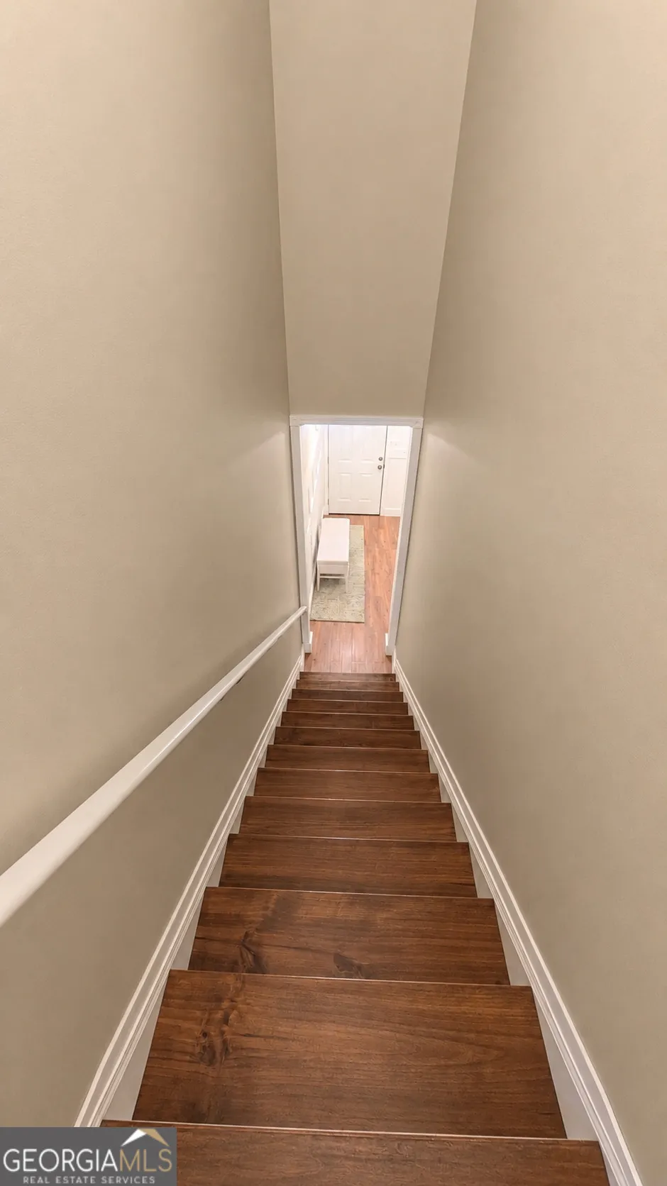 2502 B Jerry Jones DR Valdosta, GA 31602