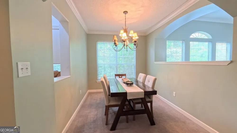 2502 B Jerry Jones DR Valdosta, GA 31602