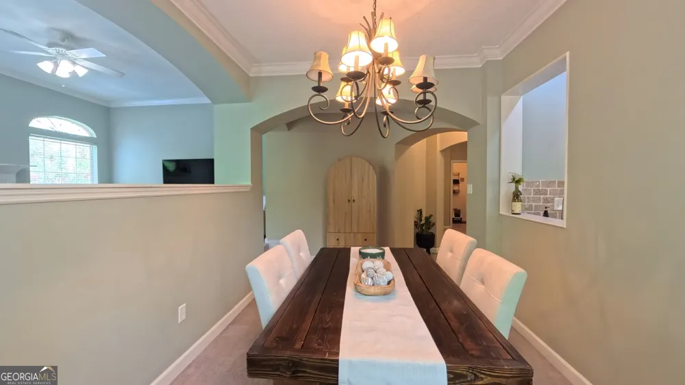 2502 B Jerry Jones DR Valdosta, GA 31602