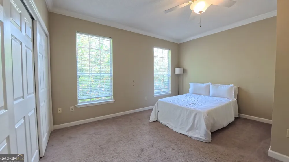 2502 B Jerry Jones DR Valdosta, GA 31602