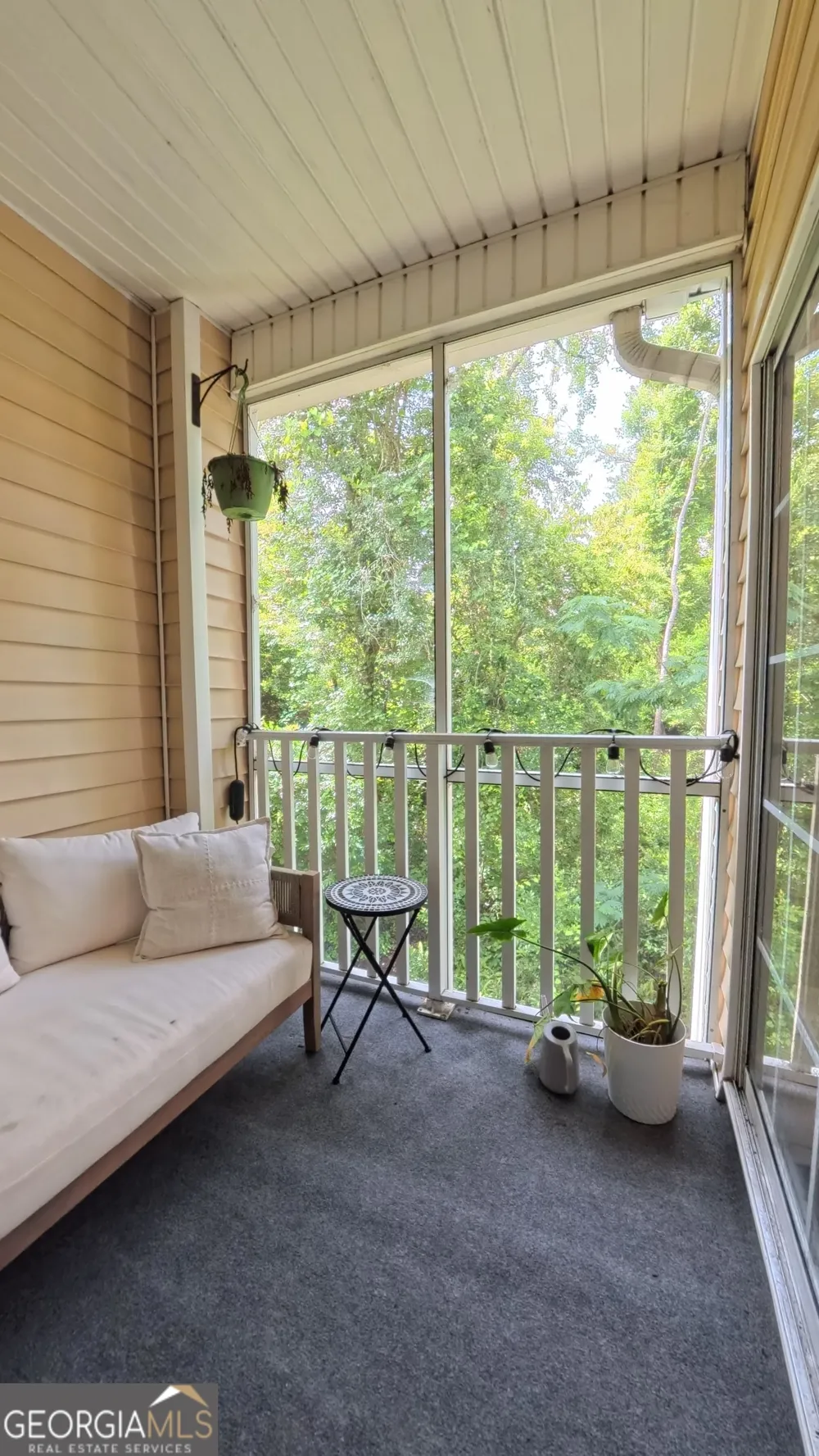 2502 B Jerry Jones DR Valdosta, GA 31602