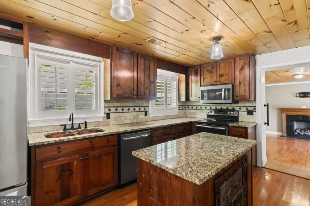 13224 Old Hwy 76 Morganton, GA 30560