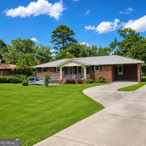 116 Maple DR