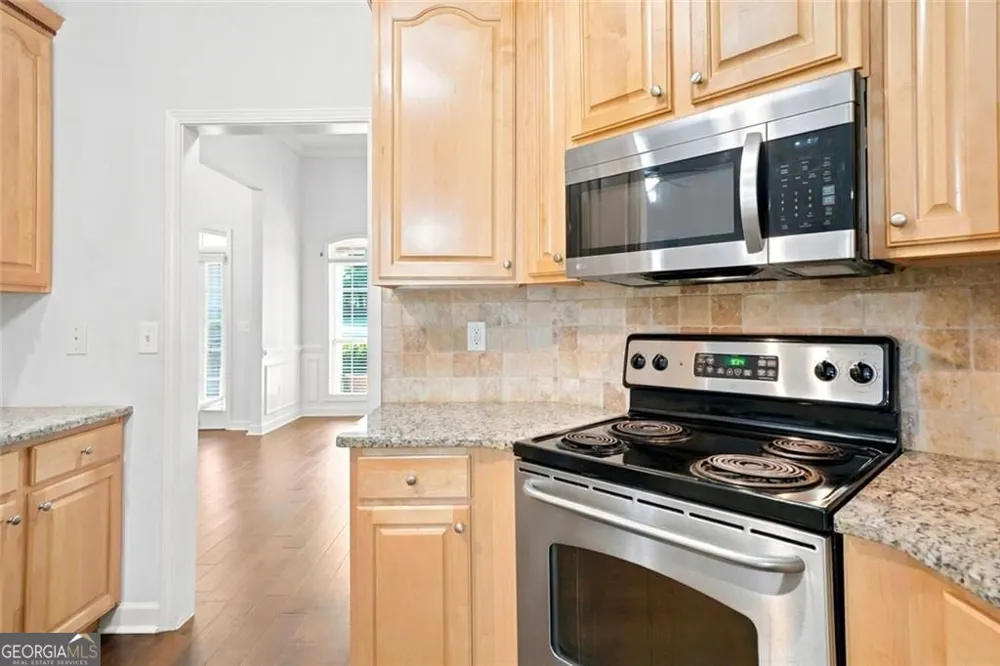8876 Camp Tree CT Winston, GA 30187
