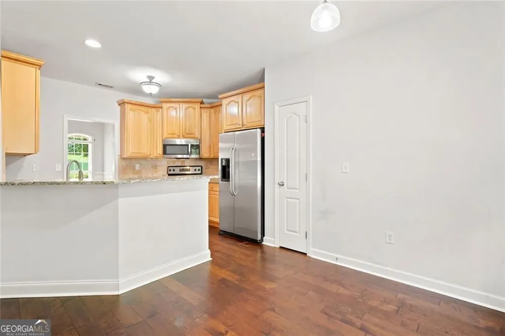 8876 Camp Tree CT Winston, GA 30187