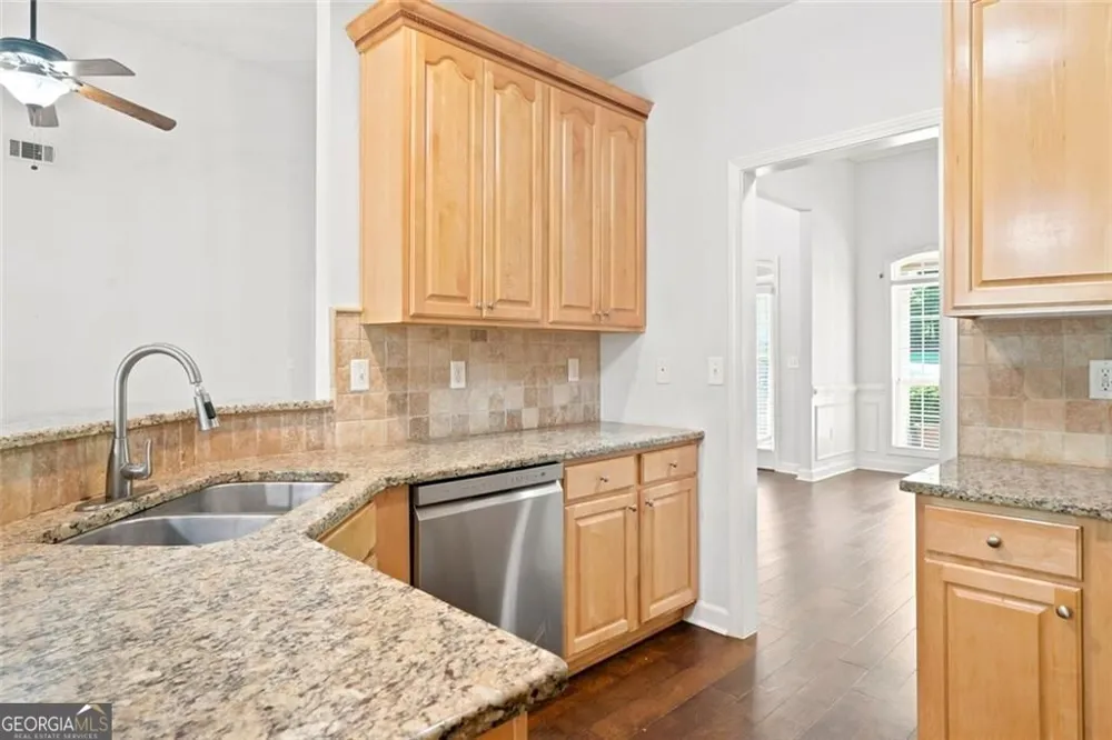 8876 Camp Tree CT Winston, GA 30187