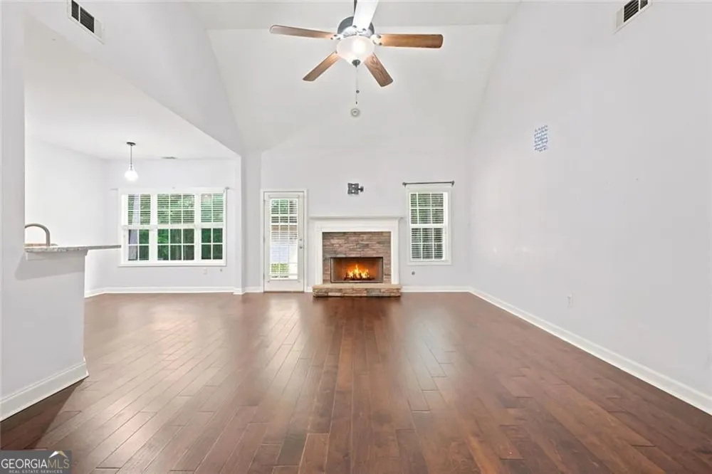 8876 Camp Tree CT Winston, GA 30187