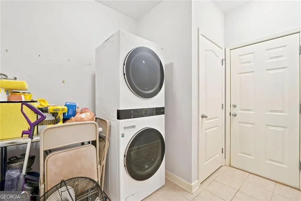 8876 Camp Tree CT Winston, GA 30187